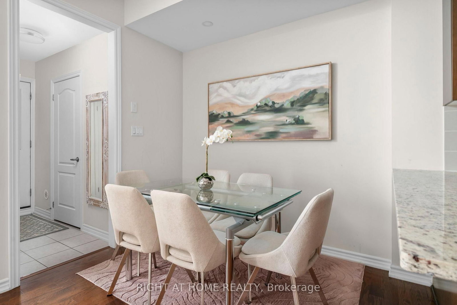 27 Coneflower Crescent • #31 • Toronto, ON photo 9