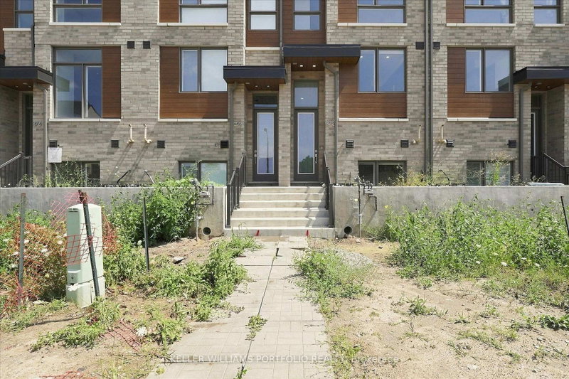 372 Lawrence Heights Way