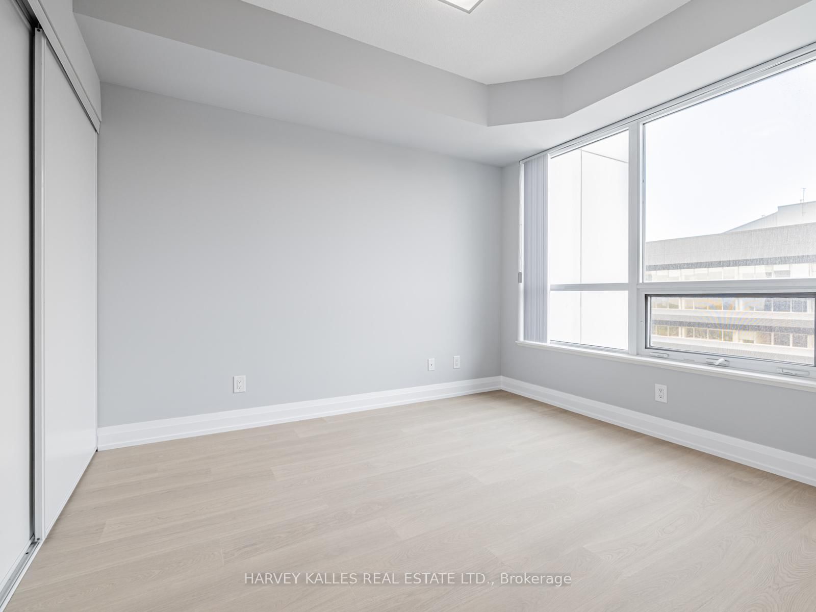 5 Sheppard Avenue E • #2121 • Toronto, ON photo 14