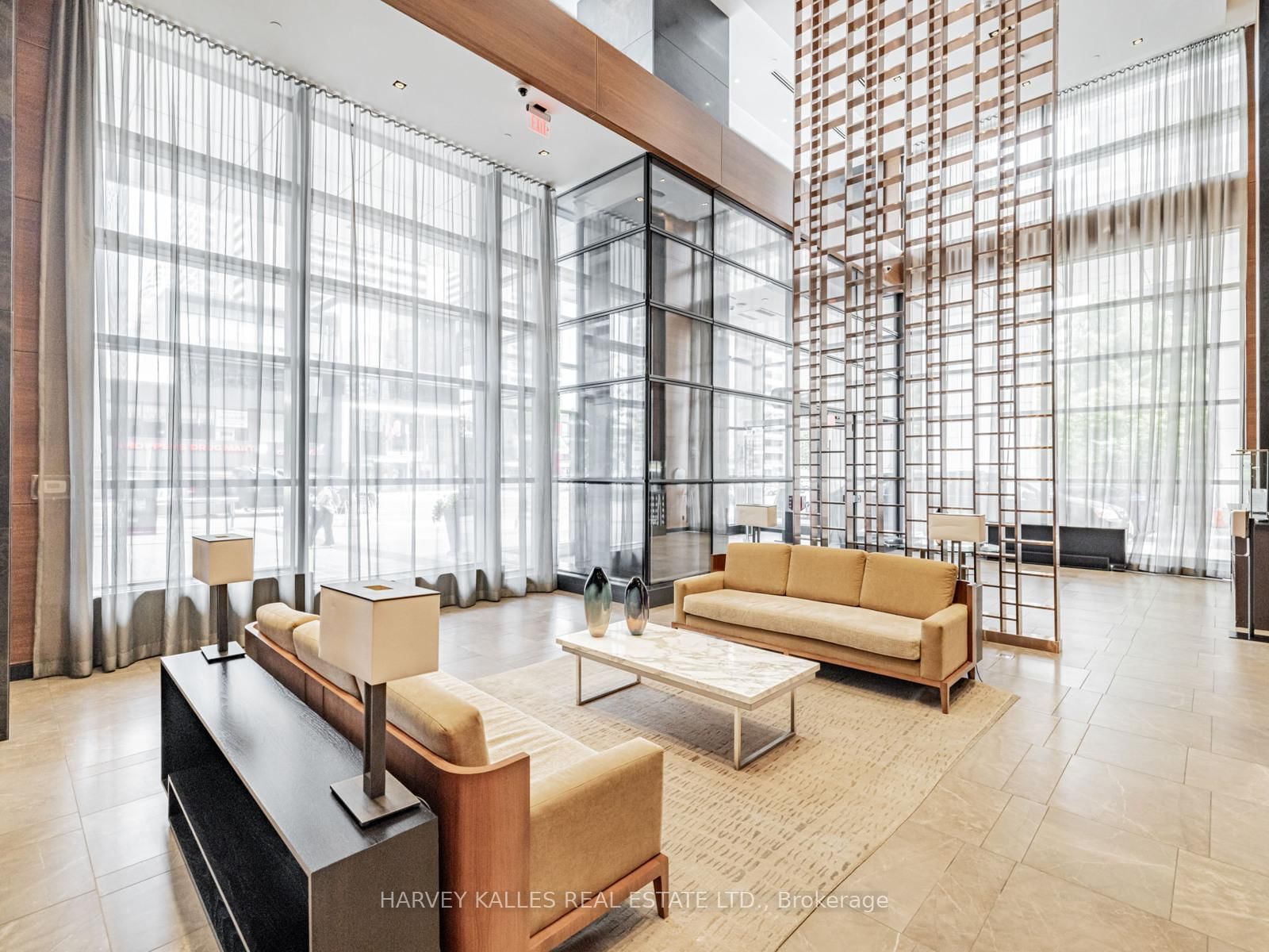 5 Sheppard Avenue E • #2121 • Toronto, ON photo 3
