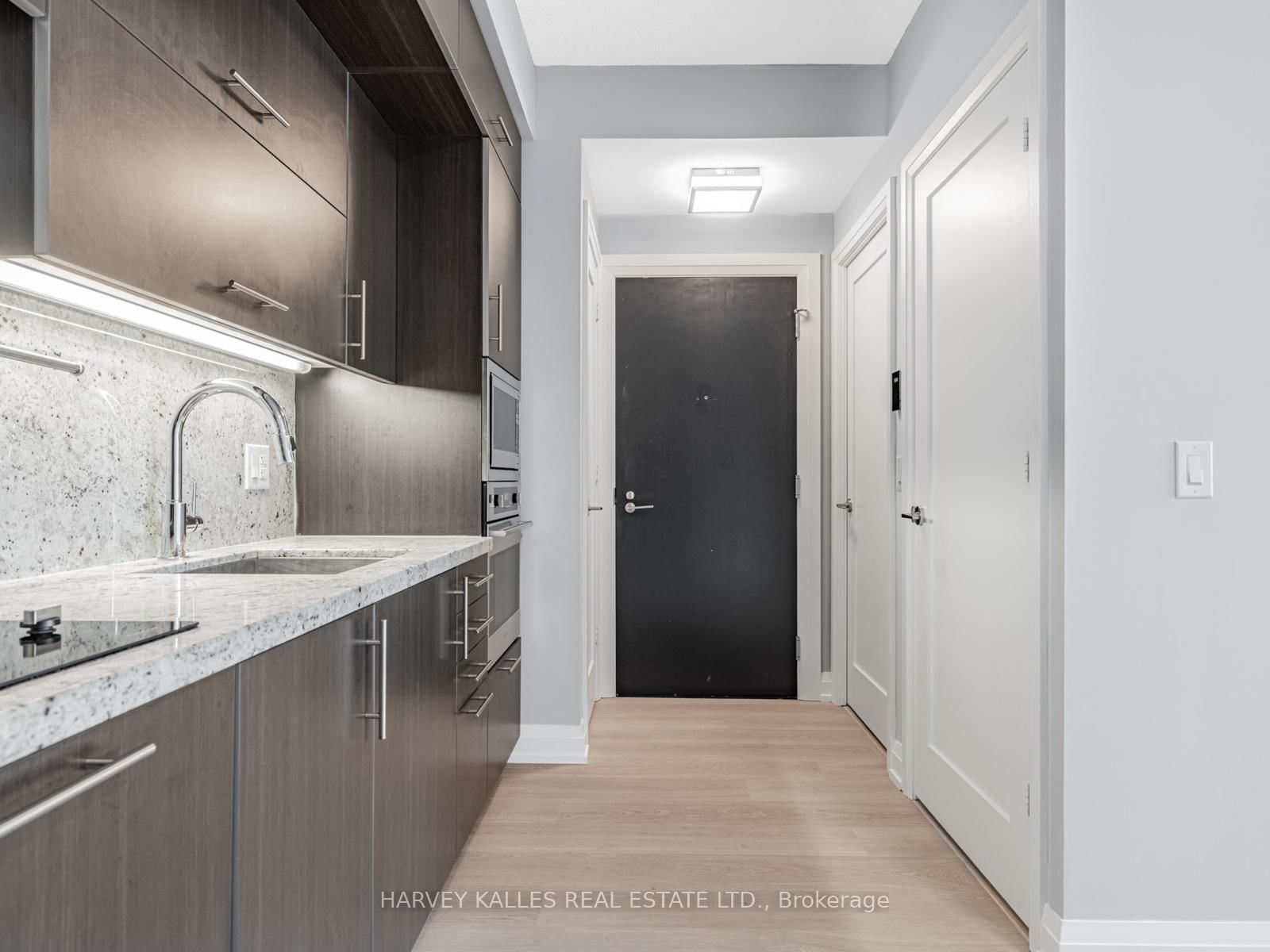 5 Sheppard Avenue E • #2121 • Toronto, ON photo 5