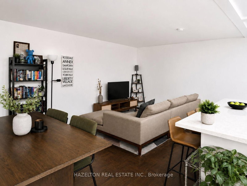 107 - 4 Sherbourne Street N