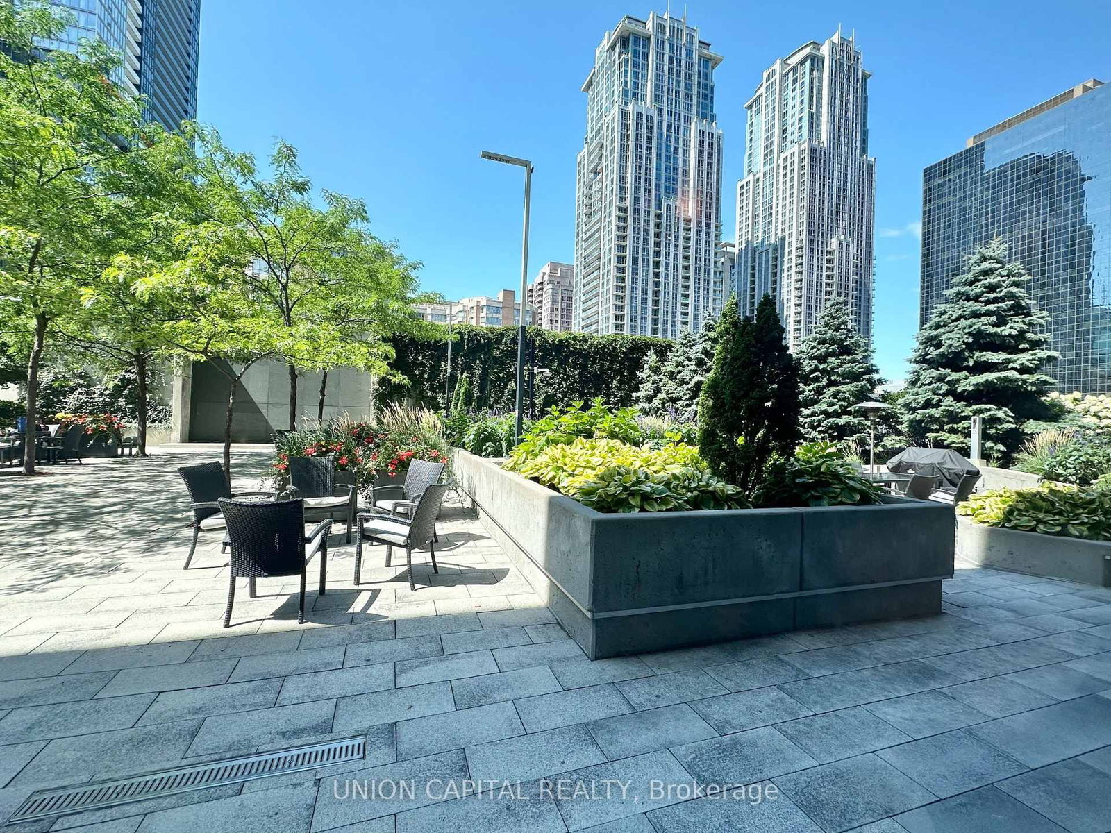 386 Yonge Street • #4903 • Toronto, ON photo 47