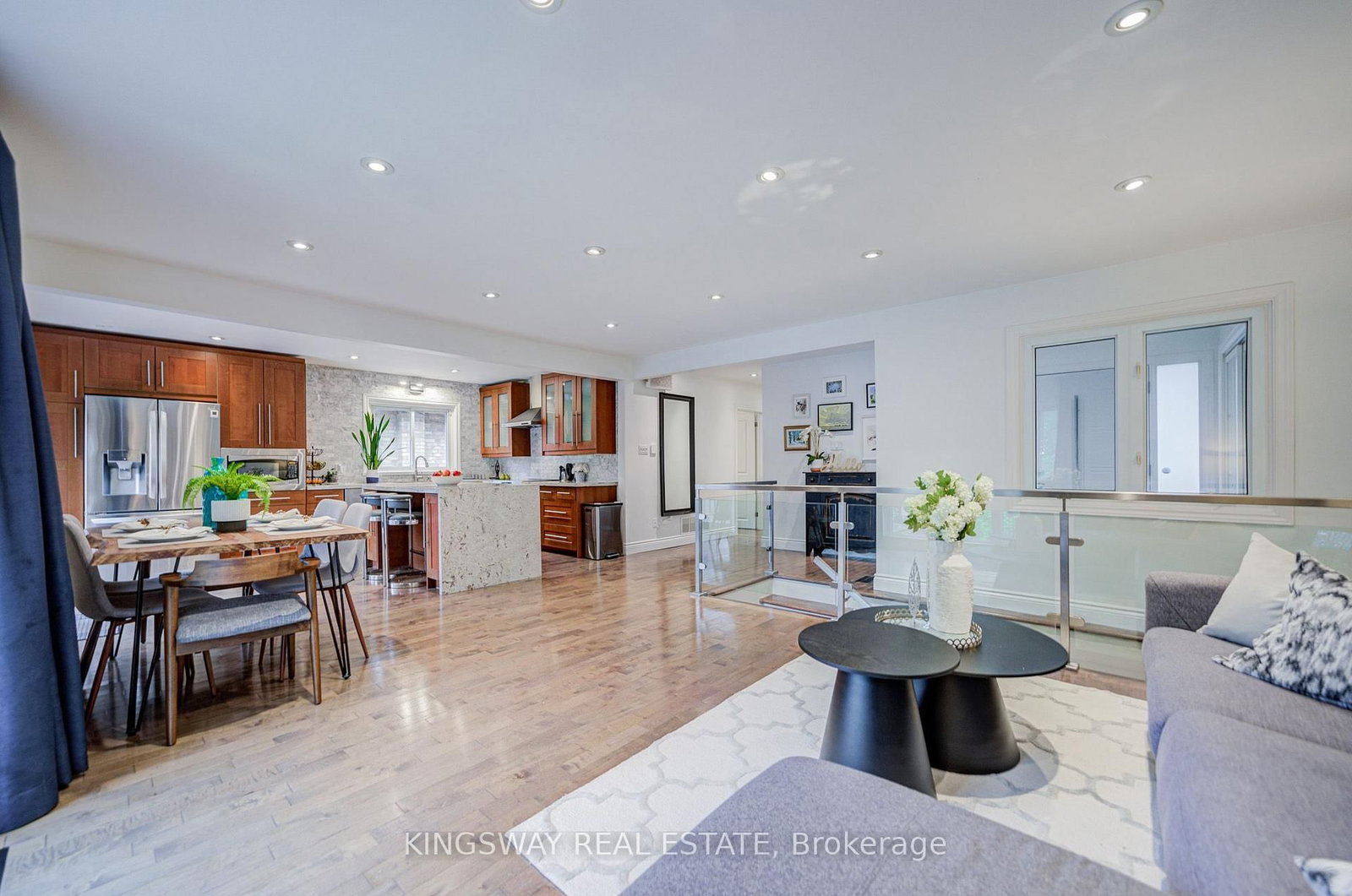 20 Wigmore Drive • Toronto, ON photo 9