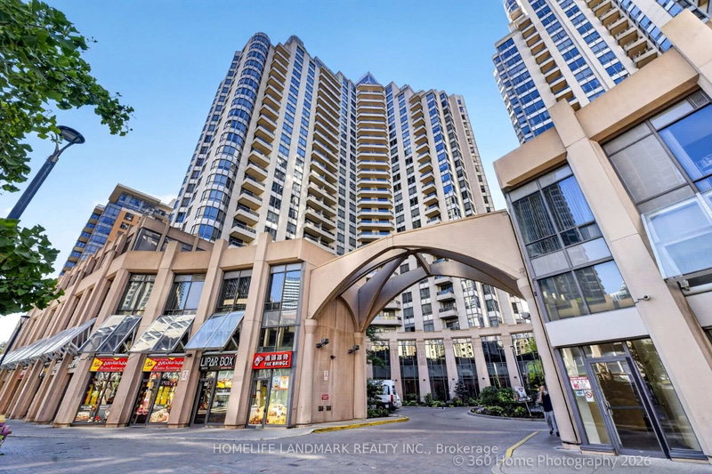 829 - 15 NORTHTOWN Way