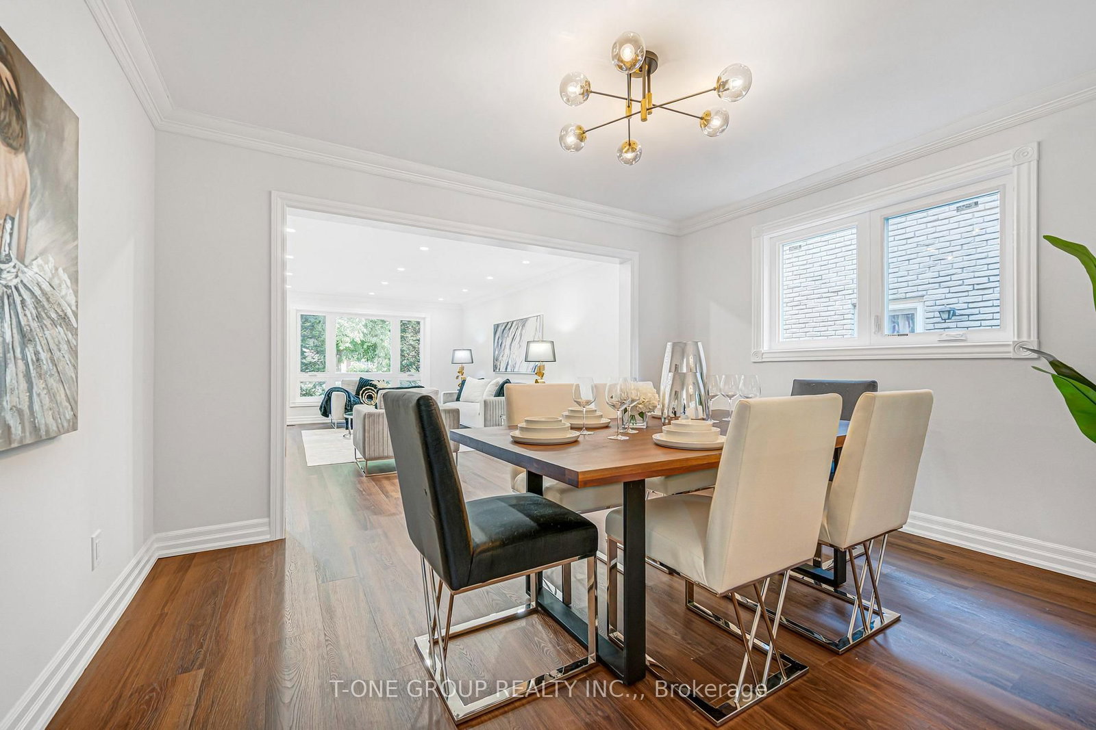 63 Hobart Drive • Toronto, ON photo 11