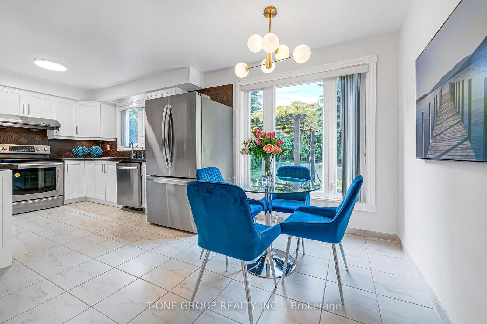 63 Hobart Drive • Toronto, ON photo 20