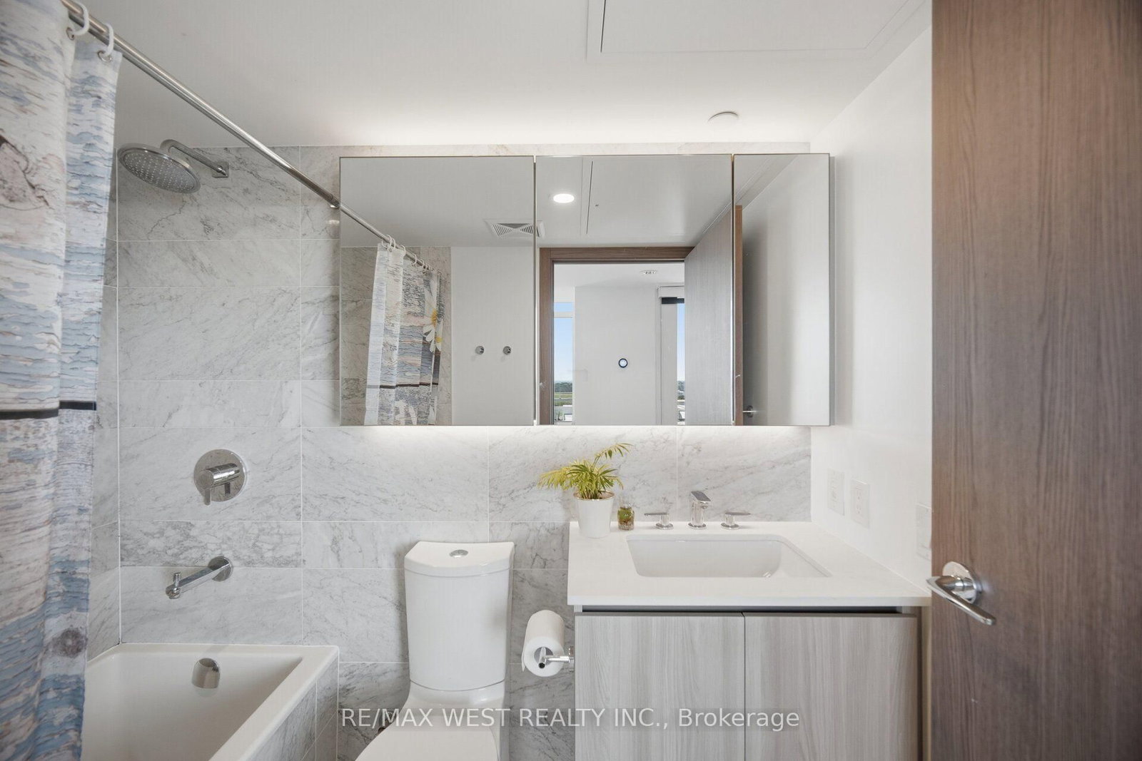 17 Bathurst Street • #1602 • Toronto, ON photo 26