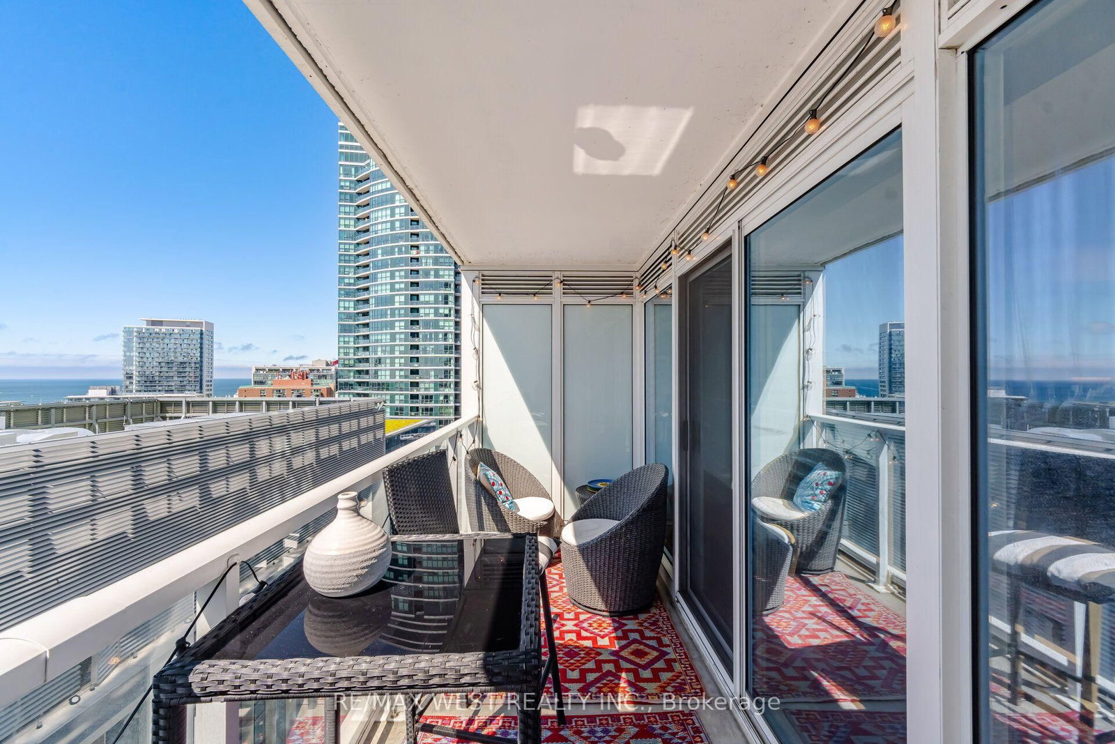17 Bathurst Street • #1602 • Toronto, ON photo 29