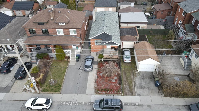 403 Northcliffe Boulevard