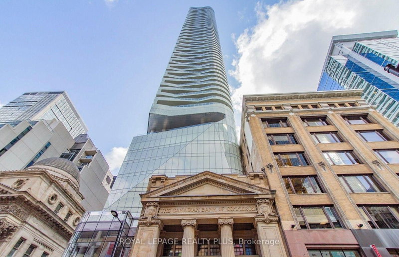 3509 - 197 Yonge Street