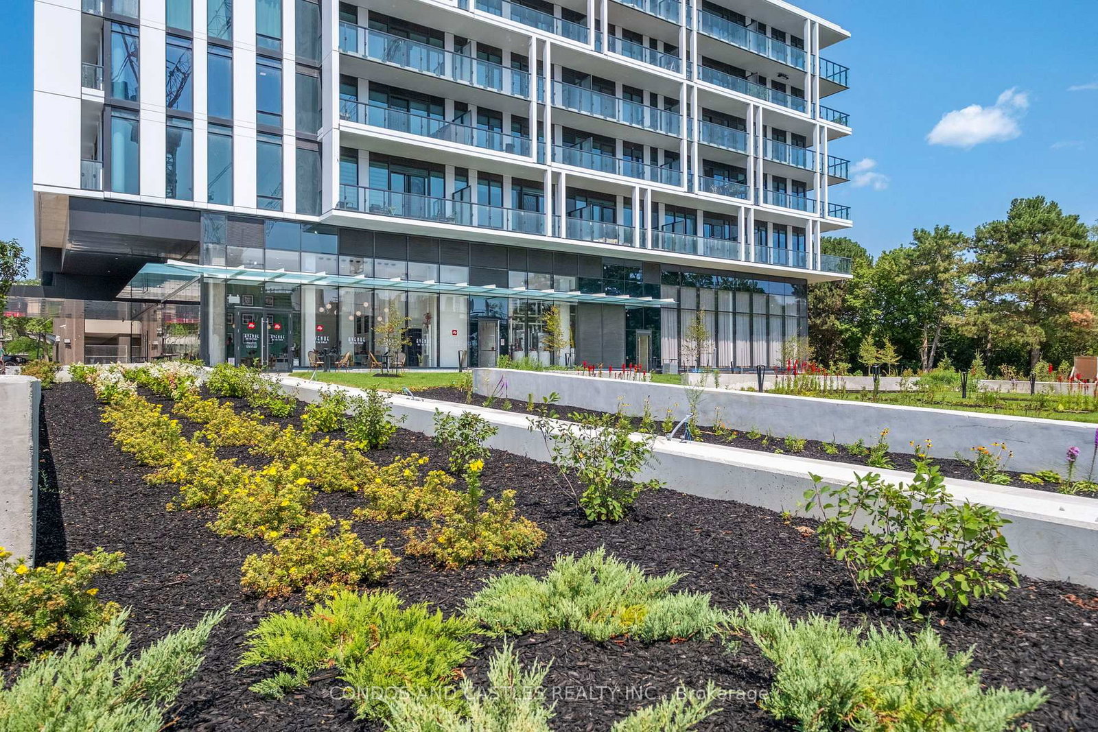 29 Green Trail Court • #907 • Toronto, ON photo 8