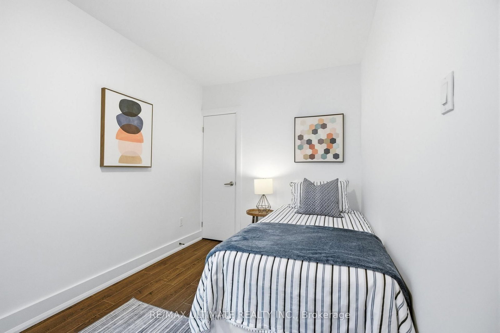 305 Winona Drive • Toronto, ON photo 26