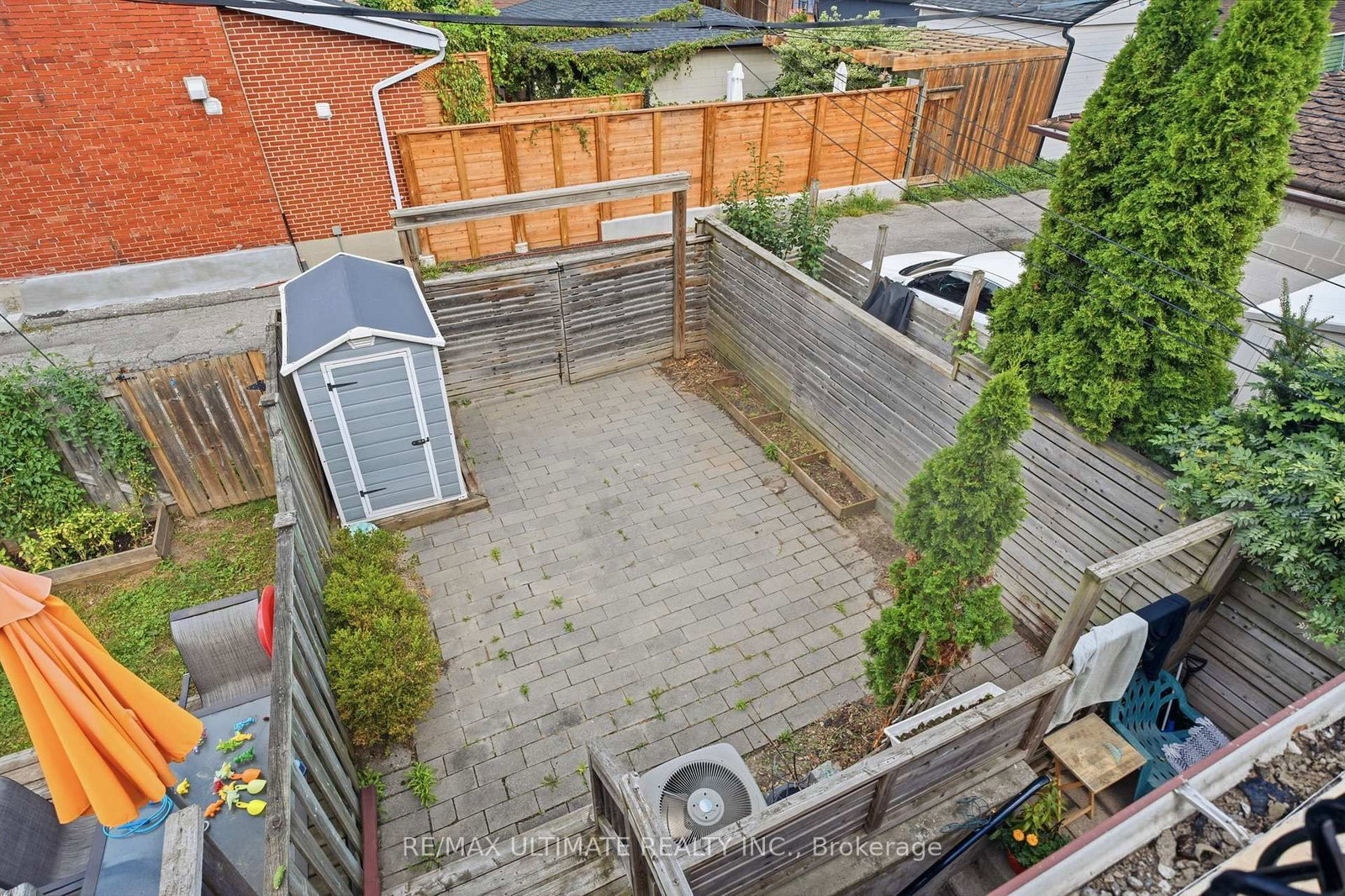 305 Winona Drive • Toronto, ON photo 29