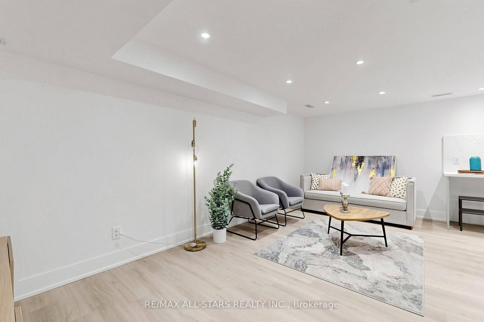 127 Banff Road • Toronto, ON photo 37