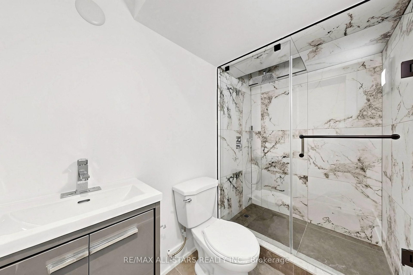 127 Banff Road • Toronto, ON photo 38