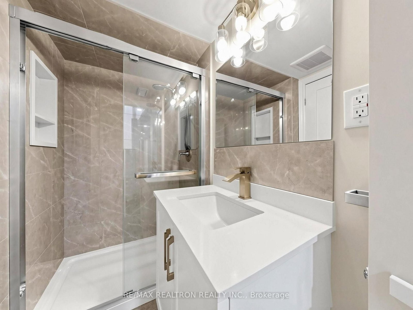 56 Ternhill Crescent • Toronto, ON photo 36