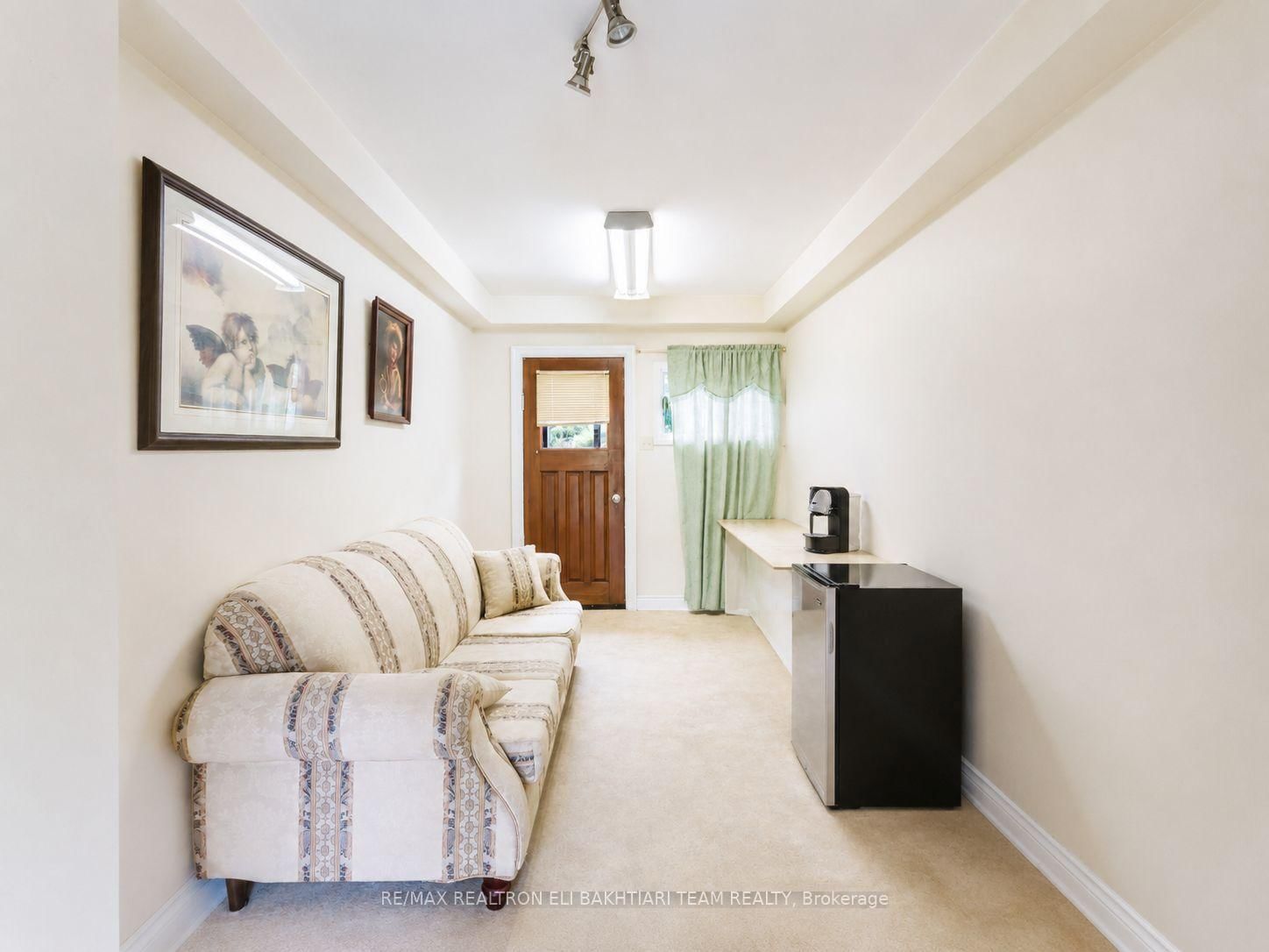 180 Woodsworth Road • Toronto, ON photo 21