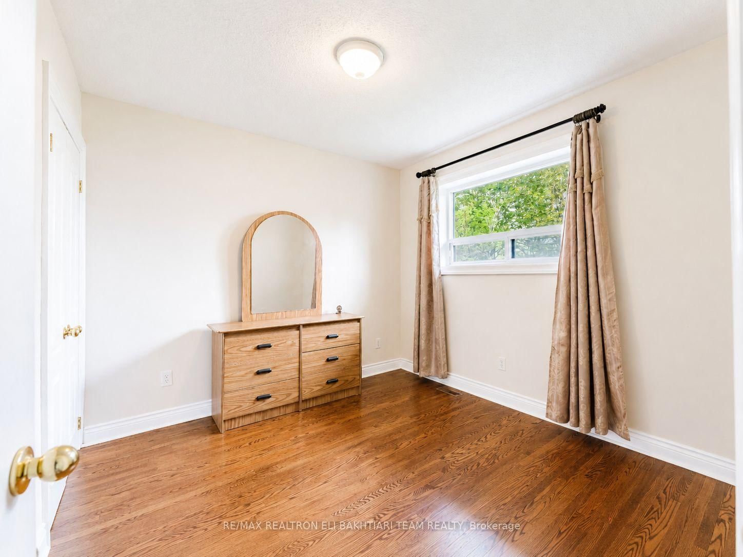 180 Woodsworth Road • Toronto, ON photo 36