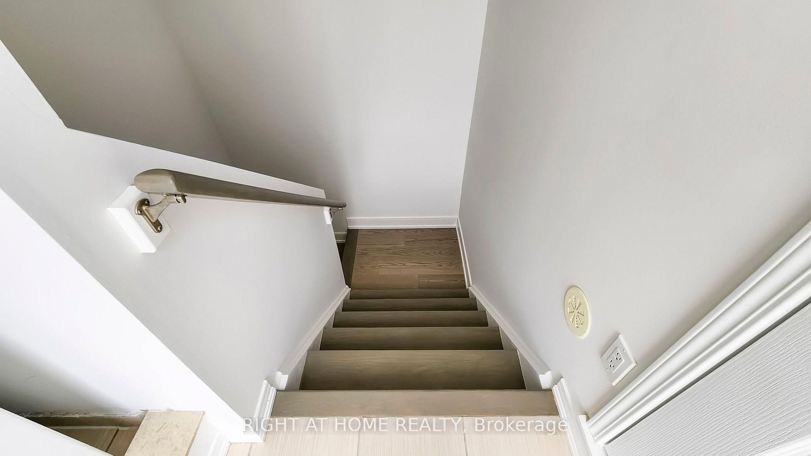 19 Coneflower Crescent • #258 • Toronto, ON photo 31
