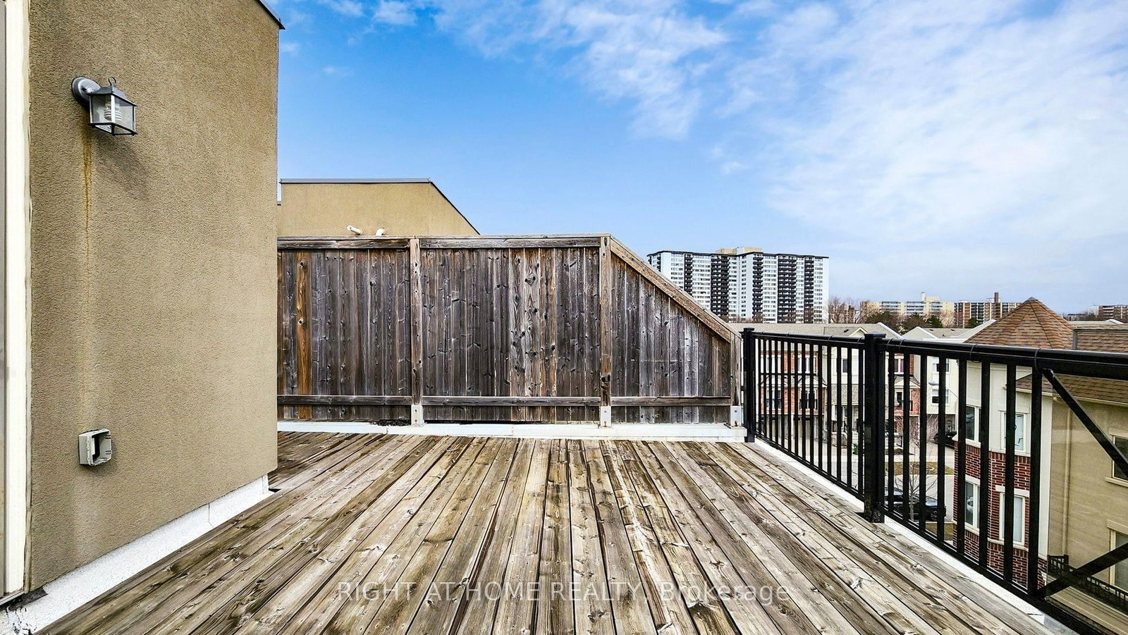 19 Coneflower Crescent • #258 • Toronto, ON photo 37