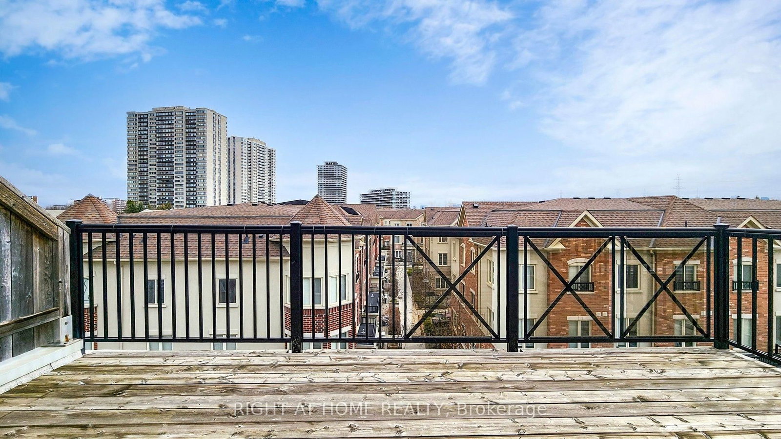 19 Coneflower Crescent • #258 • Toronto, ON photo 38