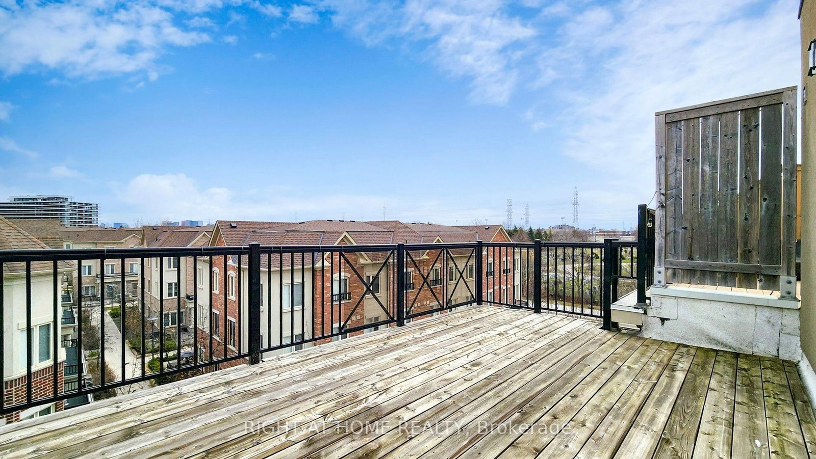19 Coneflower Crescent • #258 • Toronto, ON photo 39