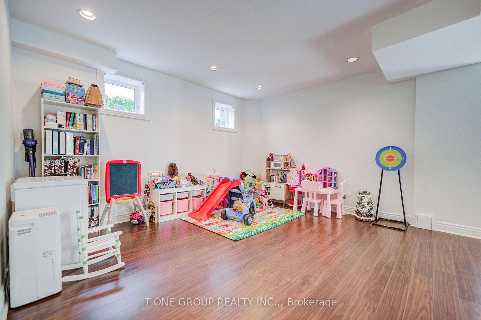 133 Spring Garden Avenue • Toronto, ON photo 38
