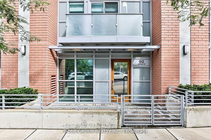 92 McGill Street