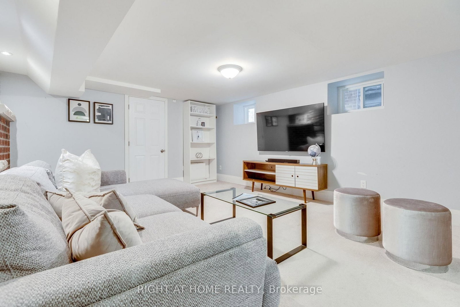 386 Winona Drive • Toronto, ON photo 30