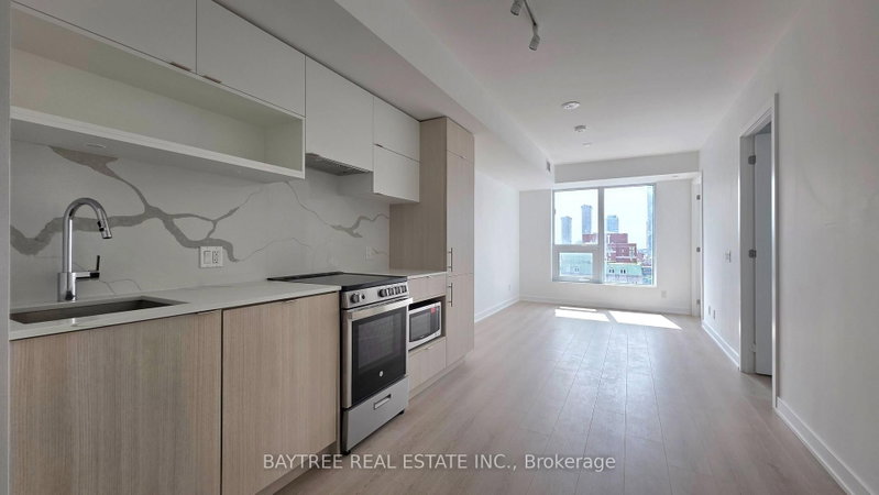 1611 - 100 Queen Street E