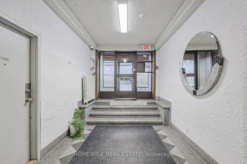204 - 33 Maitland Street