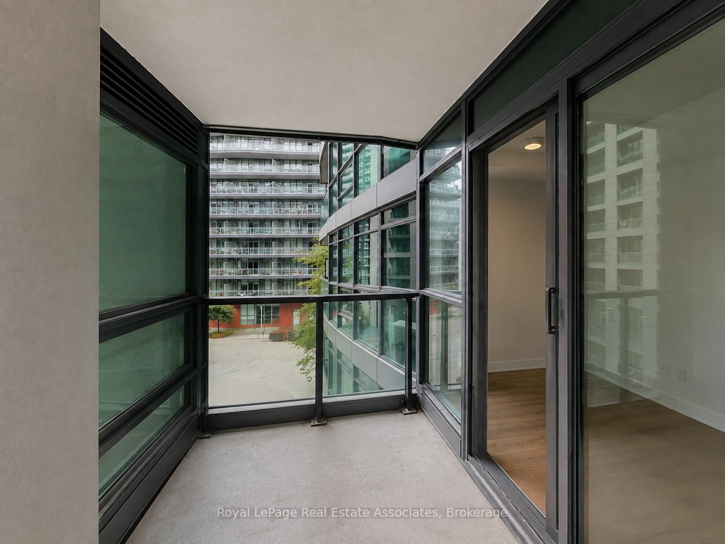 Condo for lease at 311-600 Fleet Street, Toronto, Ontario, M5V 1B7 - Niagara - MLS: C13699208