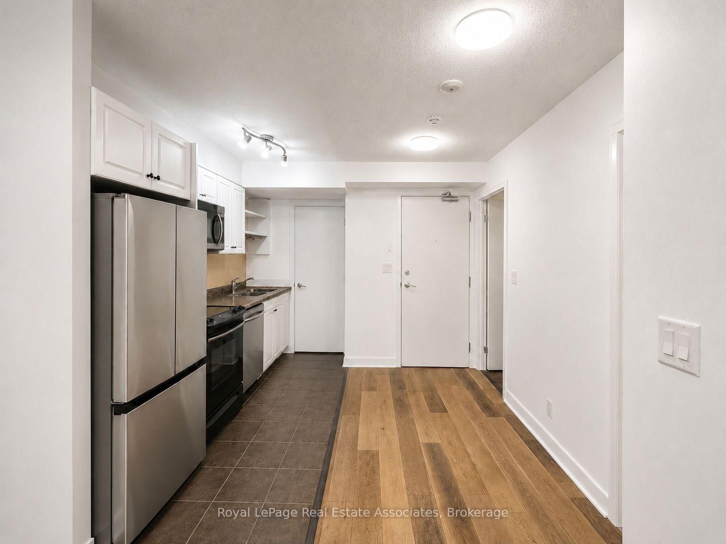 Condo for lease at 311-600 Fleet Street, Toronto, Ontario, M5V 1B7 - Niagara - MLS: C13699208