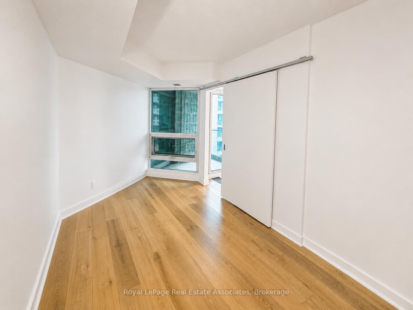 Condo for lease at 311-600 Fleet Street, Toronto, Ontario, M5V 1B7 - Niagara - MLS: C13699208