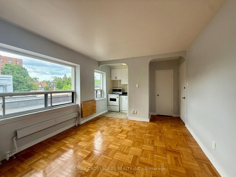 213 - 2770 Yonge Street