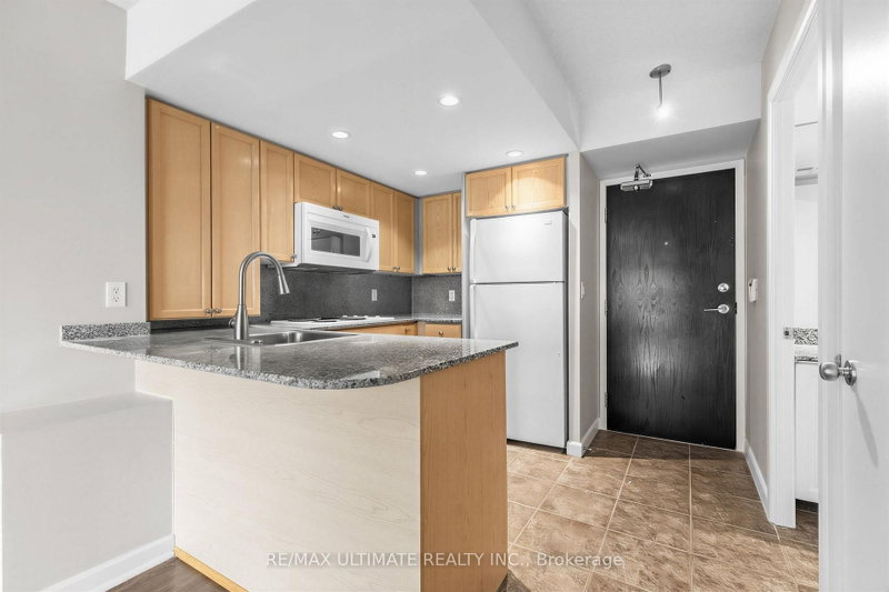 1508 - 8 Park Road