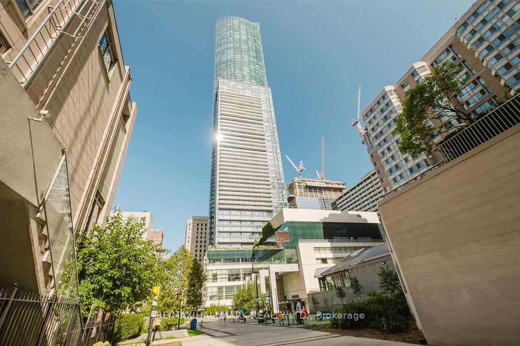 Condo for sale at 6104-388 YONGE Street, Toronto, Ontario, M5B 0A4 - Bay Street Corridor - MLS: C13699366