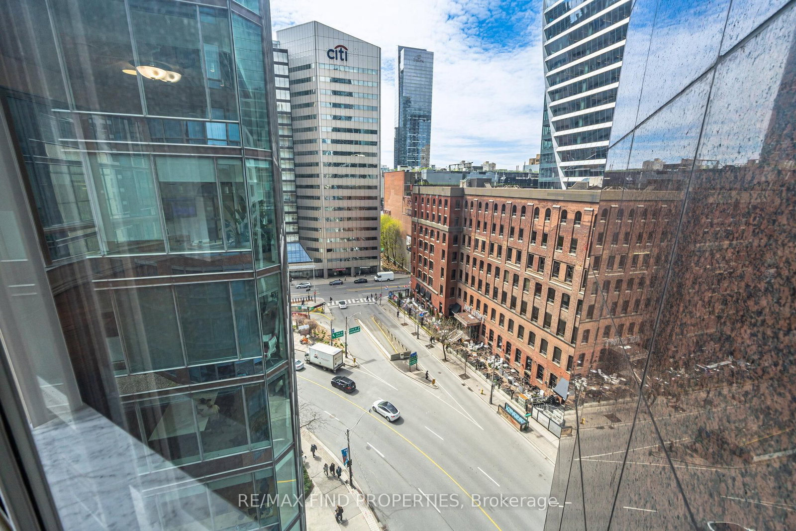 33 University Avenue • #1203 • Toronto, ON photo 36