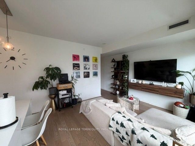 12 Bonnycastle Street, Unit 203 - Photo 17