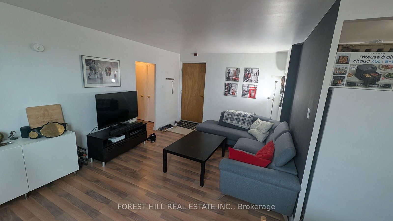 Listing Image 5