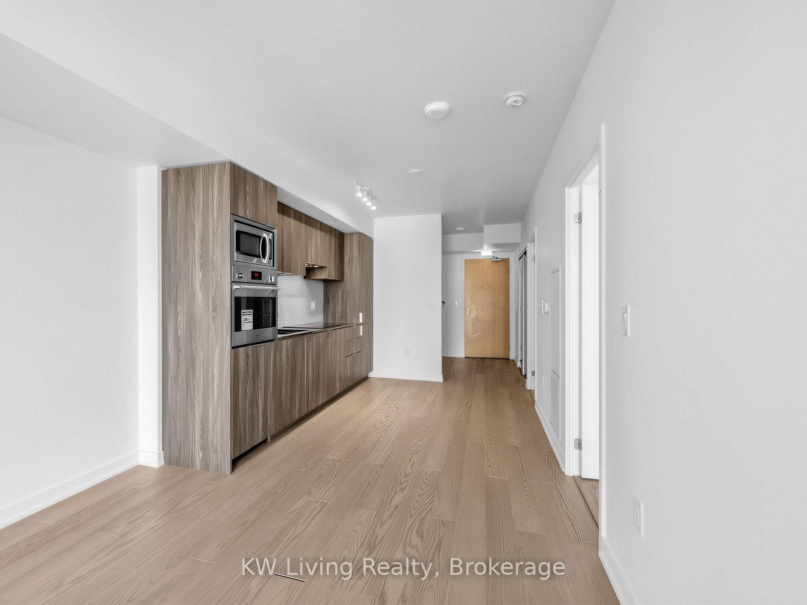 11 Wellesley Street • #4309 • Toronto, ON photo 12