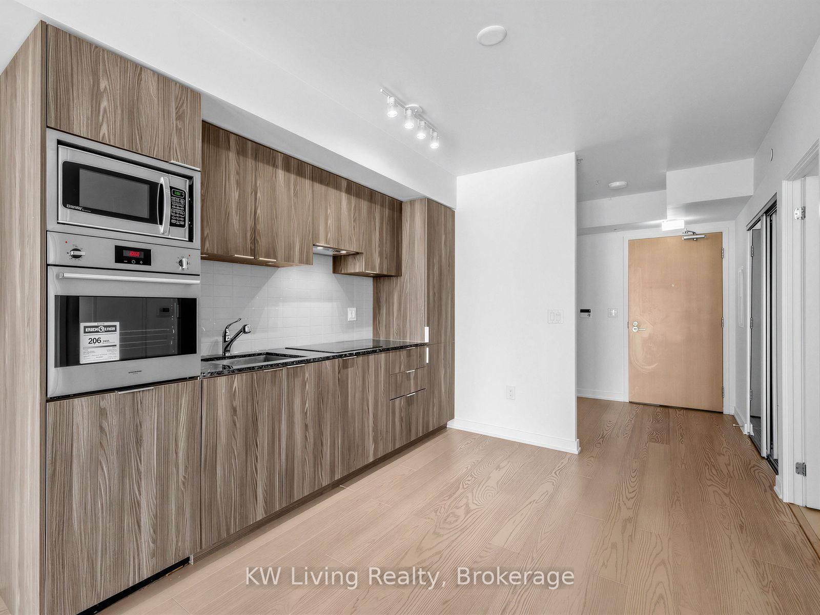 11 Wellesley Street • #4309 • Toronto, ON photo 13