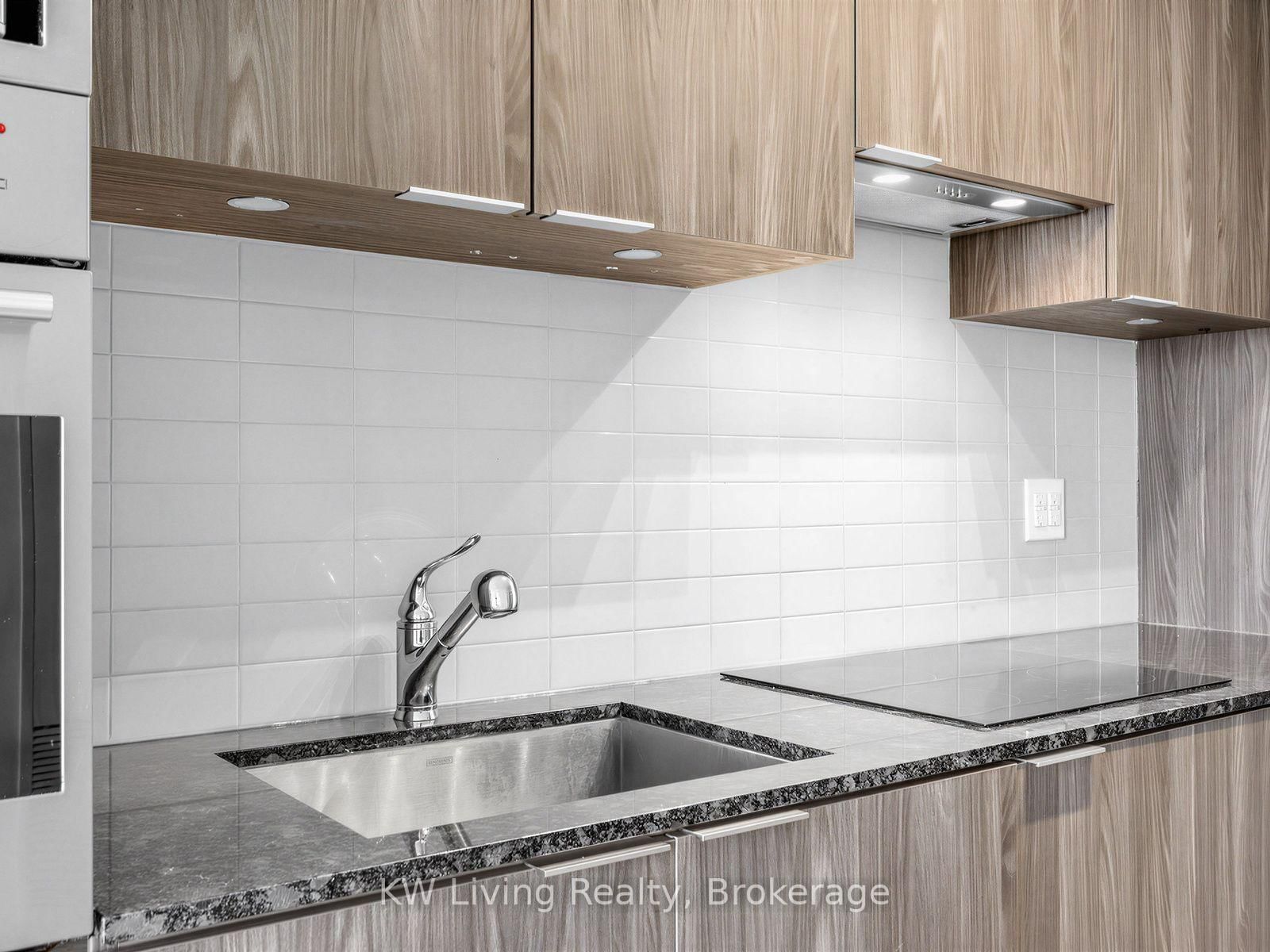 11 Wellesley Street • #4309 • Toronto, ON photo 17