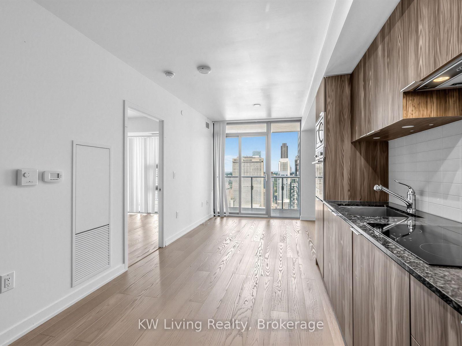 11 Wellesley Street • #4309 • Toronto, ON photo 18