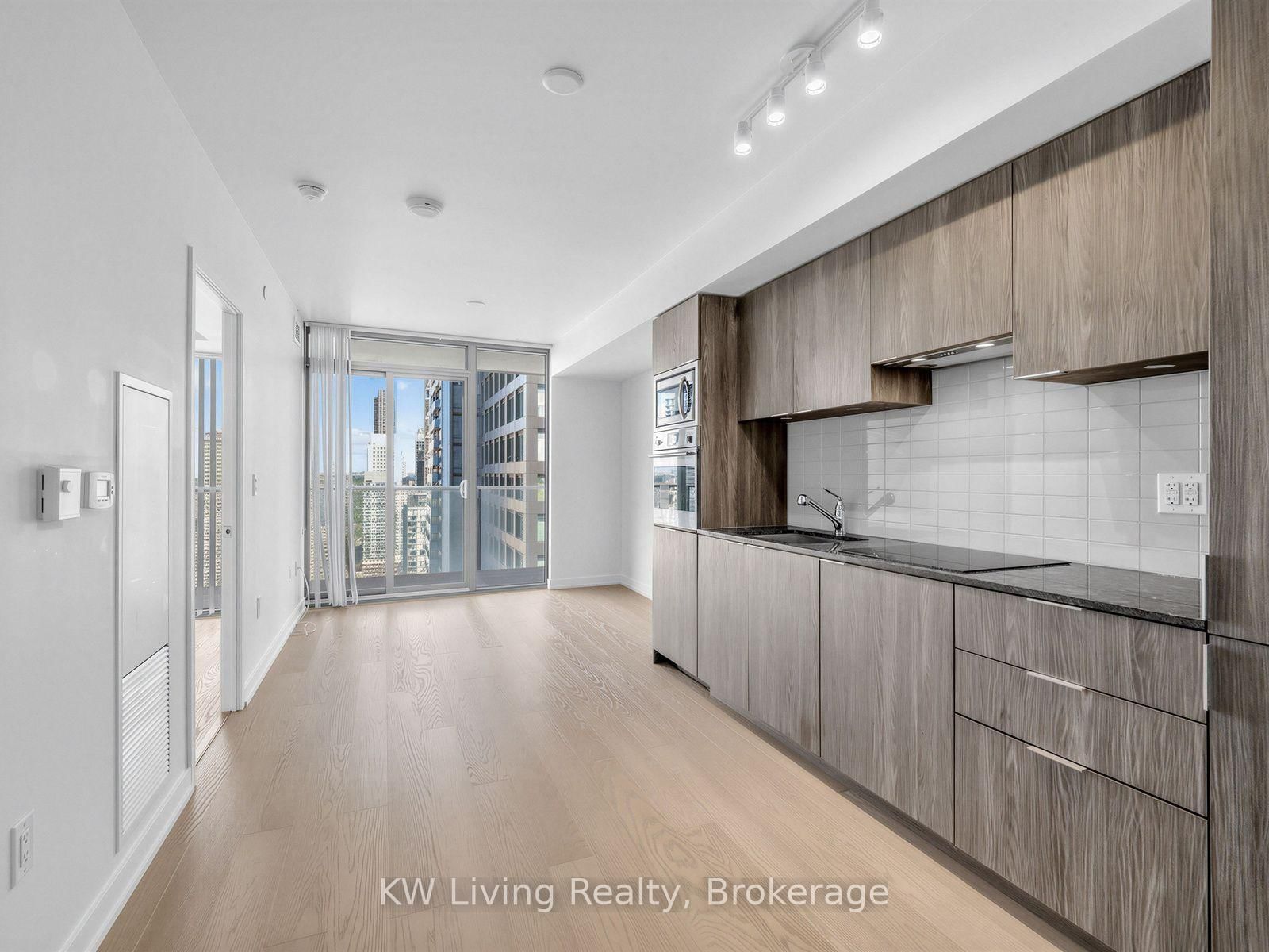 11 Wellesley Street • #4309 • Toronto, ON photo 8