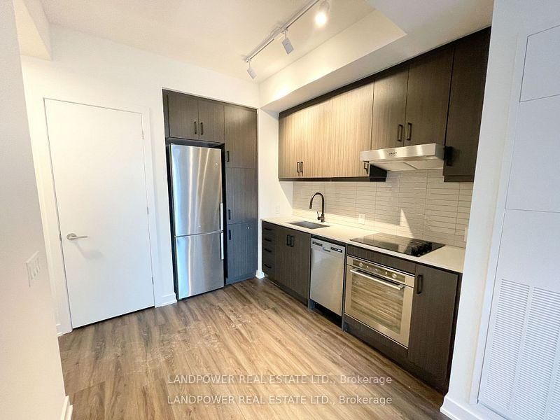 708 - 9 Tecumseth Street