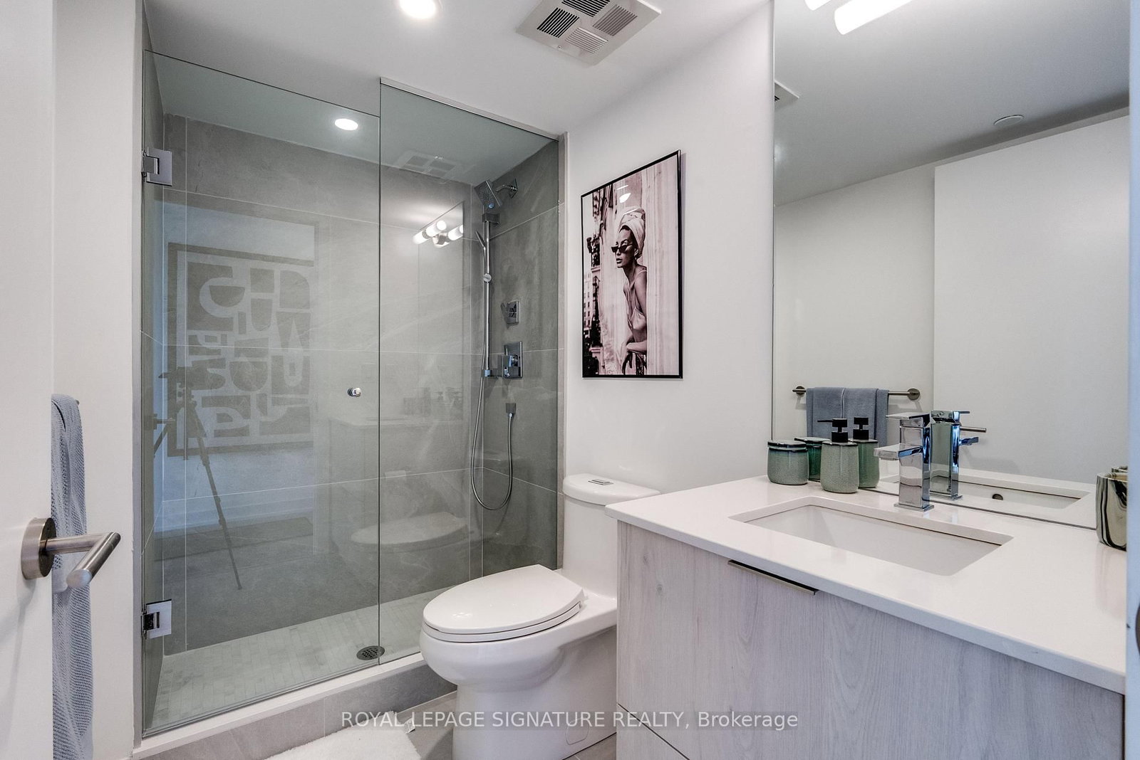 47 Mutual Street • #3107 • Toronto, ON photo 14