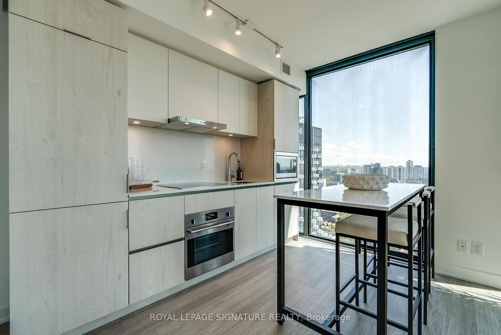 47 Mutual Street • #3107 • Toronto, ON photo 8