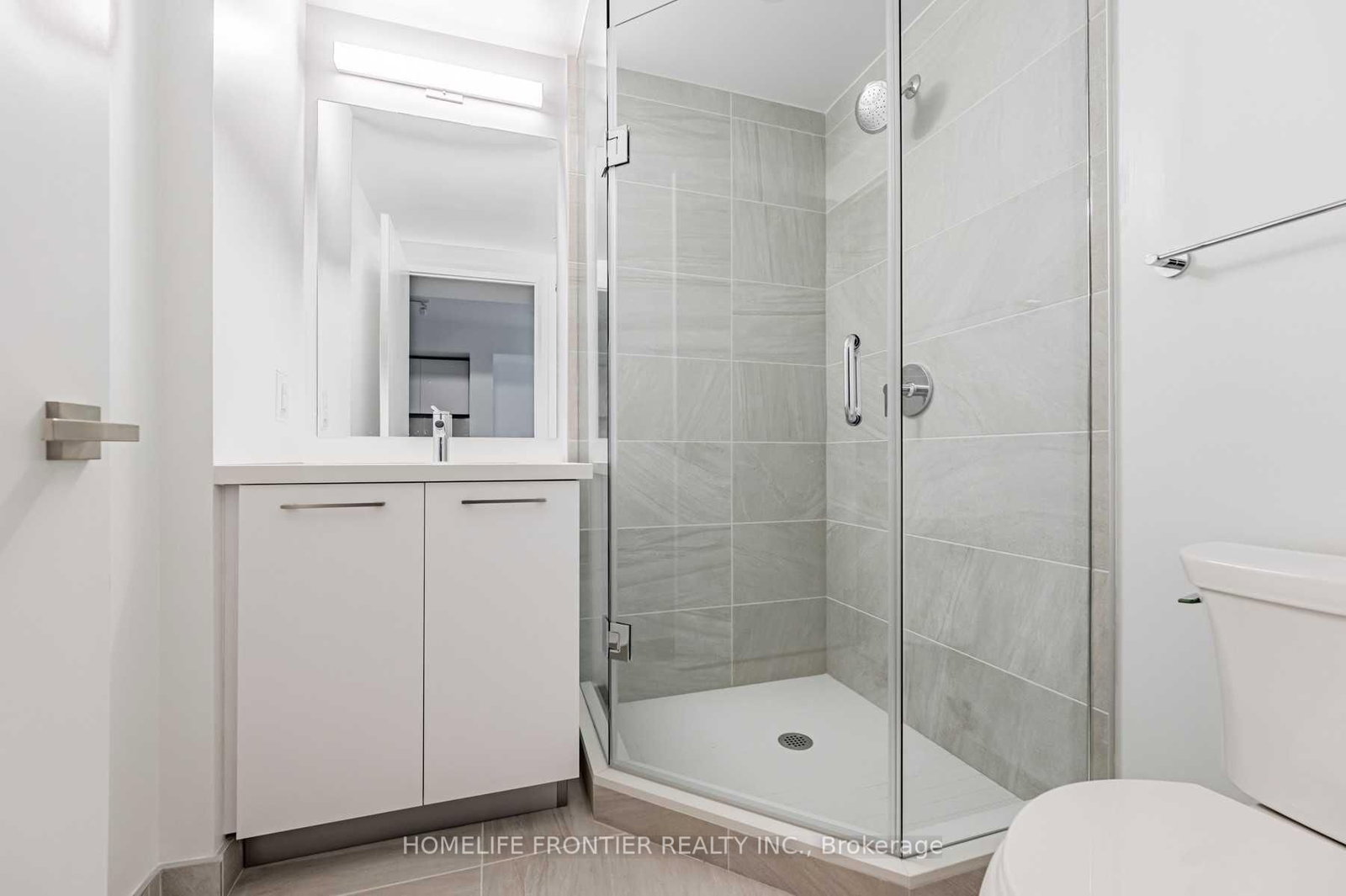 33 Frederick Todd Way • #516 • Toronto, ON photo 14